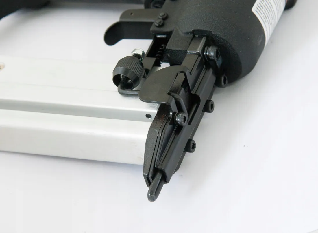 zszywacz-gwozdziarka-sztyfciarka-ottensten-4pro-2w1-zszywki-90-gwozdzie-12