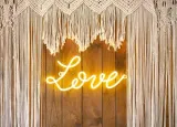 neon-led-love-bialy-61x274cm-material-tworzywo-sztuczne