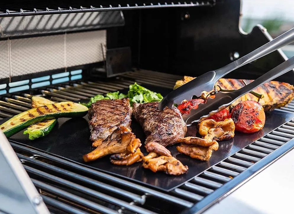 zestaw-grillowy-akcesoria-przybory-do-grilla-bbq-18w1-4x-mata-grill-waga-z-opakowaniem-1-kg