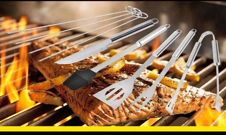 zestaw-grillowy-akcesoria-przybory-do-grilla-bbq-18w1-4x-mata-grill-waga-z-opakowaniem-1-kg