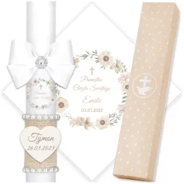 szatka-i-swieca-do-chrztu-biala-szatka-i-swieca-na-chrzest-pudelko