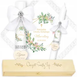 swieca-na-chrzest-szatka-do-chrztu-imie-pudelko