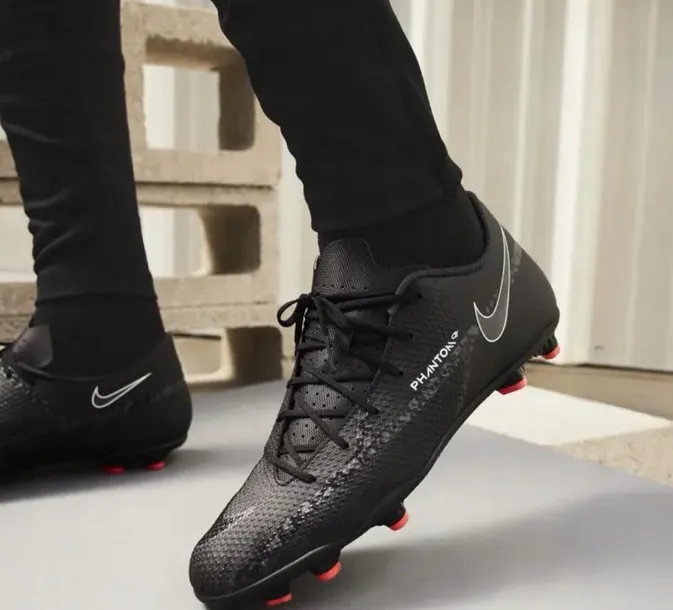ファントムGT2 BUTY KORKI PIŁKARSKIE NIKE PHANTOM GT2 Club FG Korki Lanki