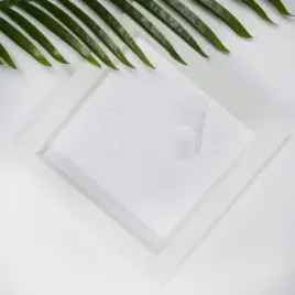 silikonowa-maska-na-oczy-poprawiajaca-wchlanianie-kosmetykow-yeye-bialy