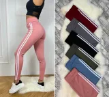 legginsy-z-lampasem-na-bokach-oliwkowy