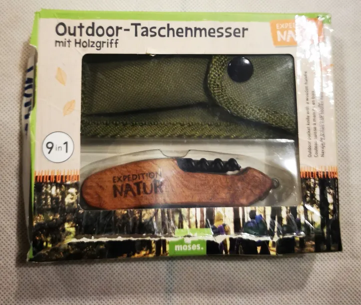 noz-turystyczny-moses-material-rekojesci-drewno