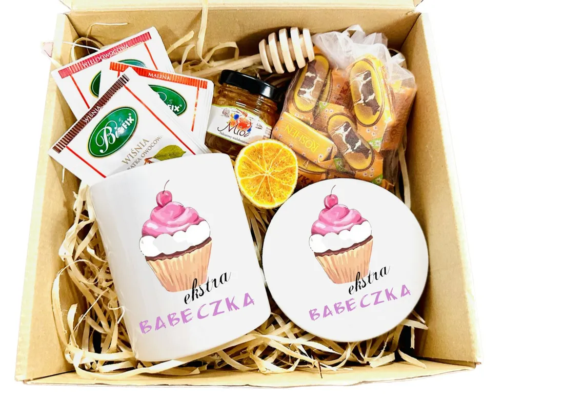 zestaw-xl-na-dzien-kobiet-kubek-herbata-prezent-kosz-prezentowy-box