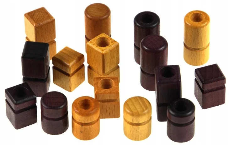 gigamic-quarto-mini-iuvi-games-czas-rozgrywki-do-15-minut