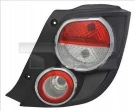 lampa-tyl-chevrolet-aveo-ii-11-p-czarny-chrom