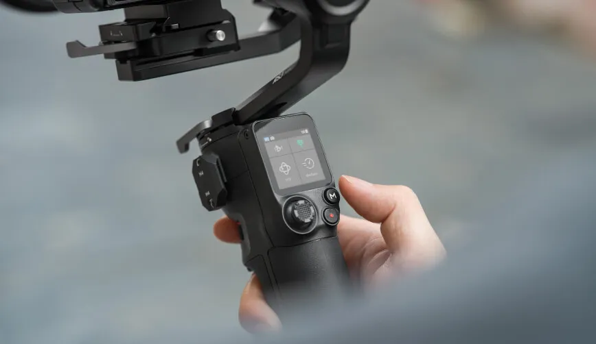 stabilizator-dji-rs-3-mini