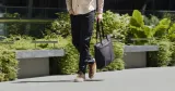 torba-na-laptopa-16-uniq-kolor-czarny