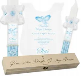 swieca-i-szatka-do-chrztu-drewniane-pudelko-grawer