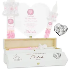 swieca-na-do-chrzest-pudelko-drewniane-szatka-s-srebro