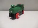 brio-zielony-parowoz-efekty-swietlne