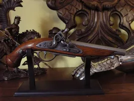 francuski-piracki-pistolet-1012