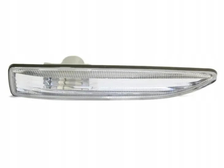 kierunkowskaz-bmw-7-e65-e66-e67-01-08-pr-bialy-jakosc-czesci-zgodnie-z-gvo-q-oryginal-z-logo-producenta-czesci-oem-oes