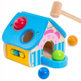 drewniany-domek-przebijanka-zegar-mlotek-i-kulki
