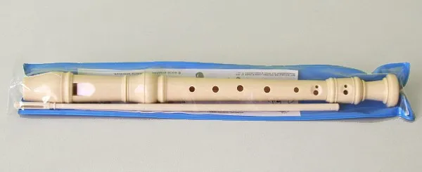 flet-plastikowy-prosty-rodzaj-flet