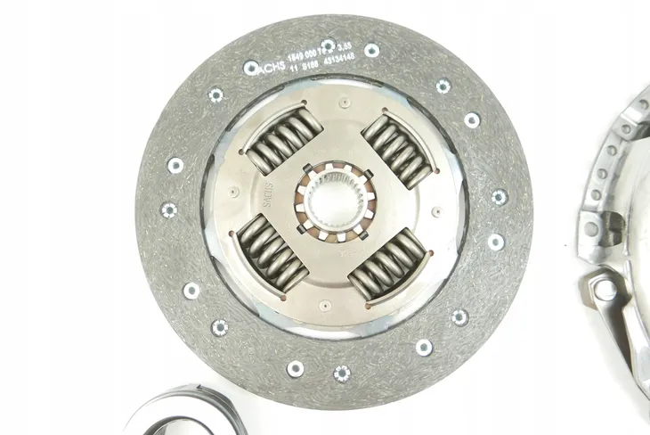sprzeglo-kpl-numer-katalogowy-oryginalu-audi-0b1141015d-audi-0b1-141-015-d-audi-0b2141015d-audi-0b2-141-015-d-audi-0b4141165-audi-0b4-141-165-audi-0b4141181-audi-0b4-141-181-audi-0b4198165-audi-0b4-198-165