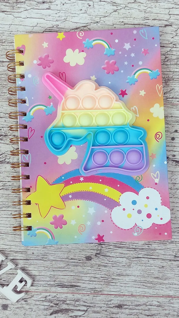 notes-pamietnik-zeszyt