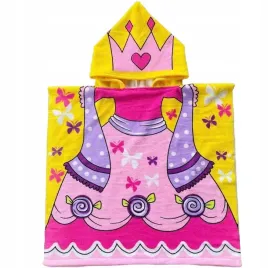 okrycie-z-kapturem-recznik-poncho