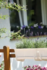 wieszak-do-skrzynek-balkonowych-hangplast-terakota-prosperplast