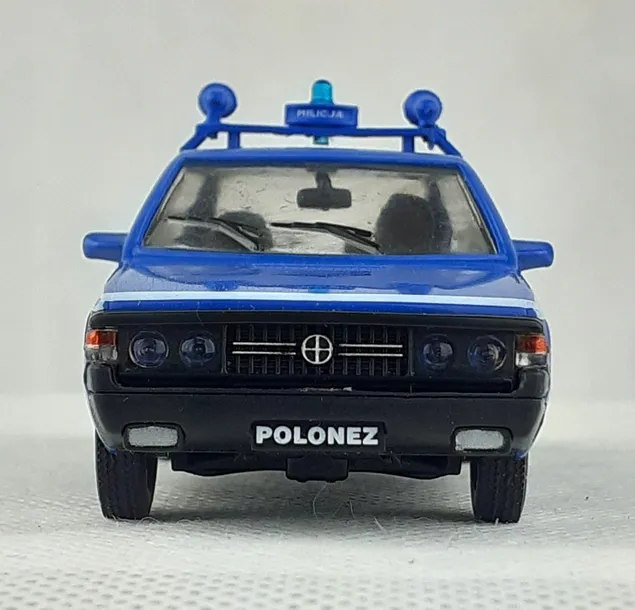 prl-fso-polonez-milicja-model-polonez