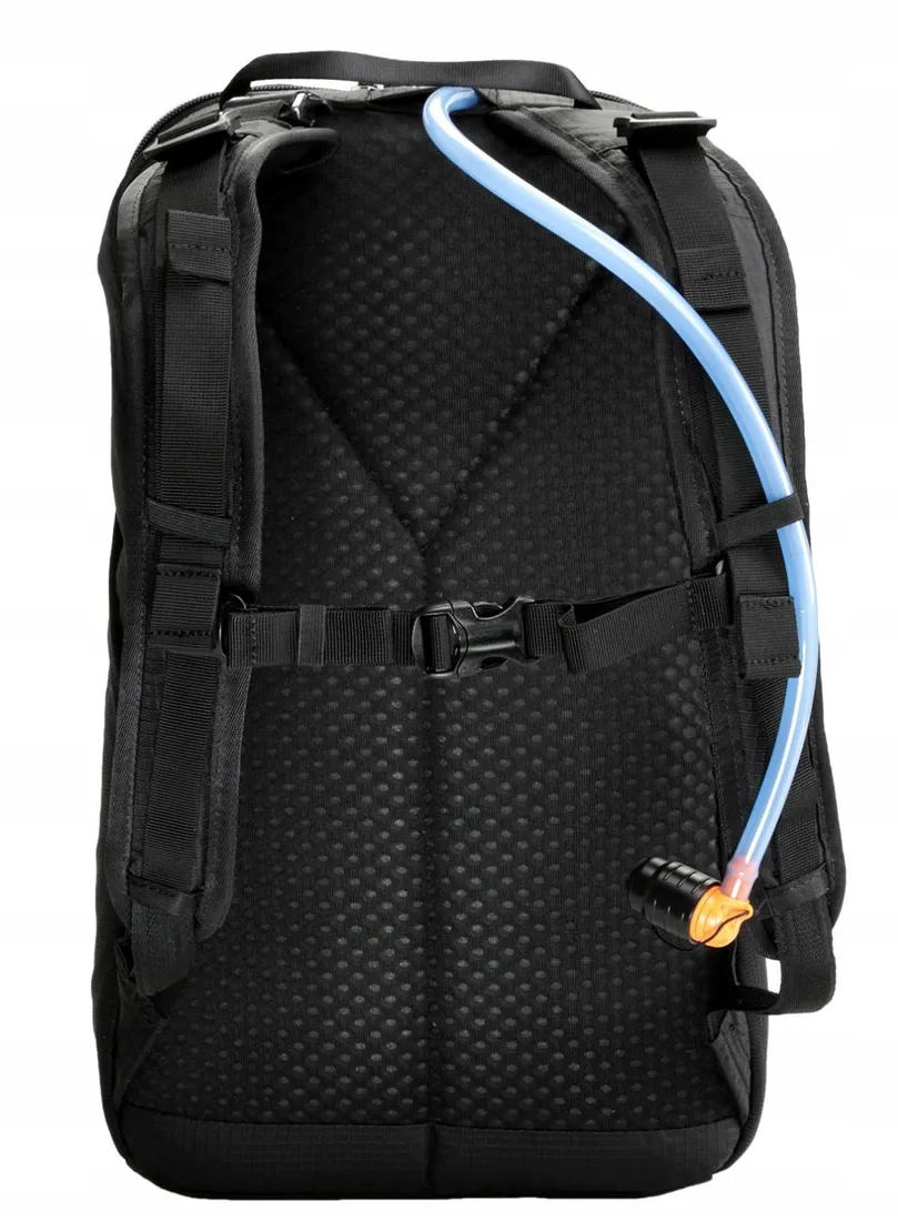 plecak-miejski-antykradziezowy-pacsafe-vibe-20-jet-black-stan-nowy