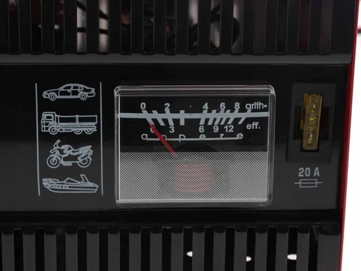 einhell-prostownik-cc-bc-12-natezenie-maksymalne-12-a-stan-nowy