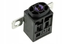 bezpiecznik-akumulatora