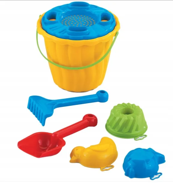 komplet-do-piasku-kaja-stan-nowy-marka-marioinex