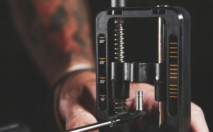 ostrzalka-precyzyjna-work-sharp-precision-adjust-do-nozy-tasakow-multitooli-stan-nowy-waga-z-opakowaniem-0-59-kg