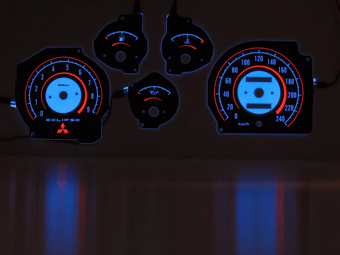 moman-tarcze-indiglo-mitsubishi-eclipse-1g