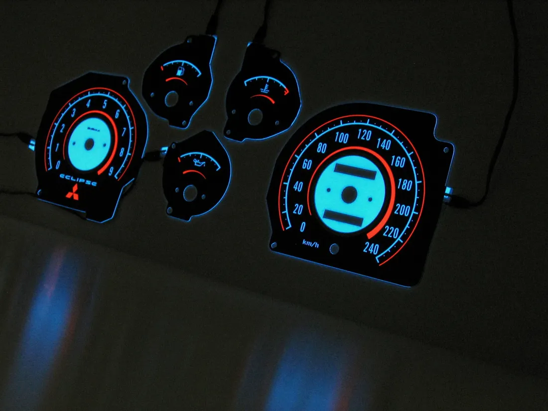 moman-tarcze-indiglo-mitsubishi-eclipse-1g