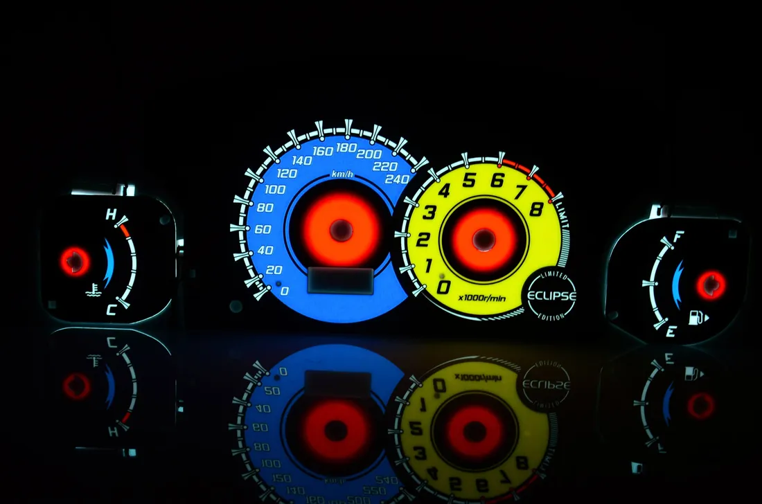 tarcze-indiglo-do-licznika-mitsubishi-eclipse-3g