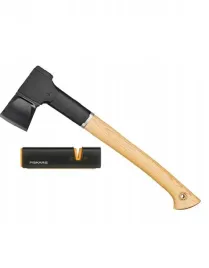 siekiera-norden-n12-ostrzalka-fiskars