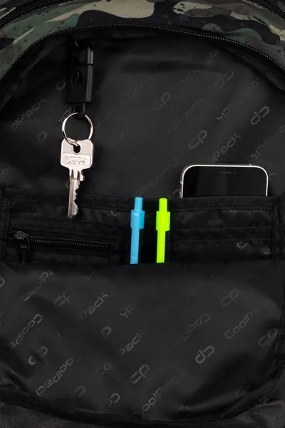 plecak-mlodziezowy-coolpack-pick-danger-kolor-bialy-czarny-wielokolorowy