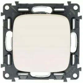 wylacznik-pojedynczy-klasyczny-podtynkowy-legrand-krem-755801