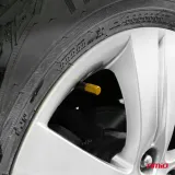 aluminiowe-nakretki-na-wentyle-zolte-4-szt-amio-03633-stan-nowy