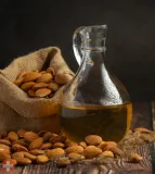 olejek-migdalowy-ze-slodkich-migdalow-bio-100ml-marka-pure-chemical