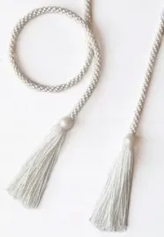 sznurek-ozdobny-do-alb-komunia-bialy-6mm-2m-001-alba-2m-1szt