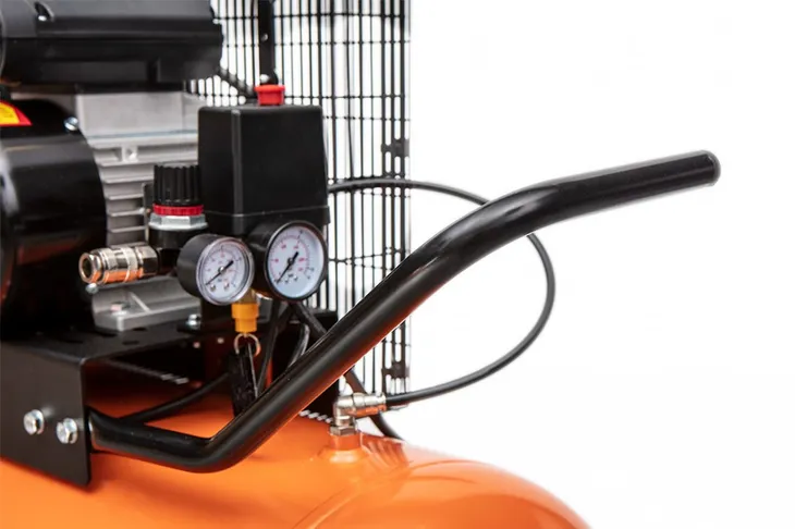 kompresor-olejowy-150l-230v-rodzaj-klucza-inny-stan-nowy