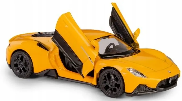 maserati-mc20-zolty-certyfikaty-opinie-atesty-ce