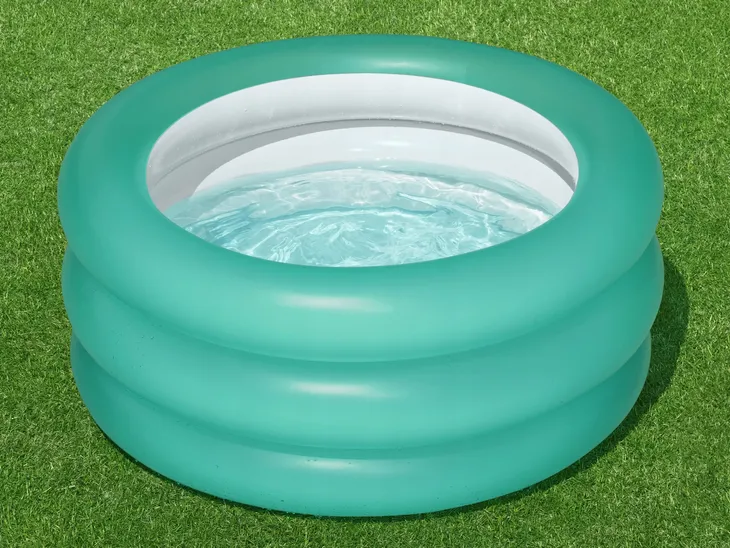 basenik-dmuchany-mietowy-70cmx30cm-seria-51033