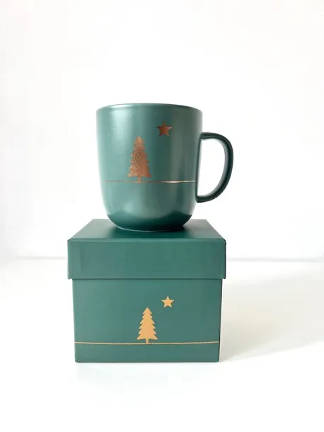 czyste-zloto-kubek-porcelanowy-w-ozdobnym-pudelku-400-ml