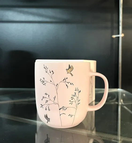 osaka-rozowy-kubek-porcelanowy-w-ozdobnym-pudelku-400-ml