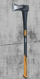 siekiera-z-klinem-rozlupujaca-kowal-2-kg
