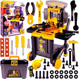 warsztat-majsterkowicza-z-narzedziami