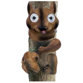 lampa-solarna-ogrodowa-wbijana-wiewiorka