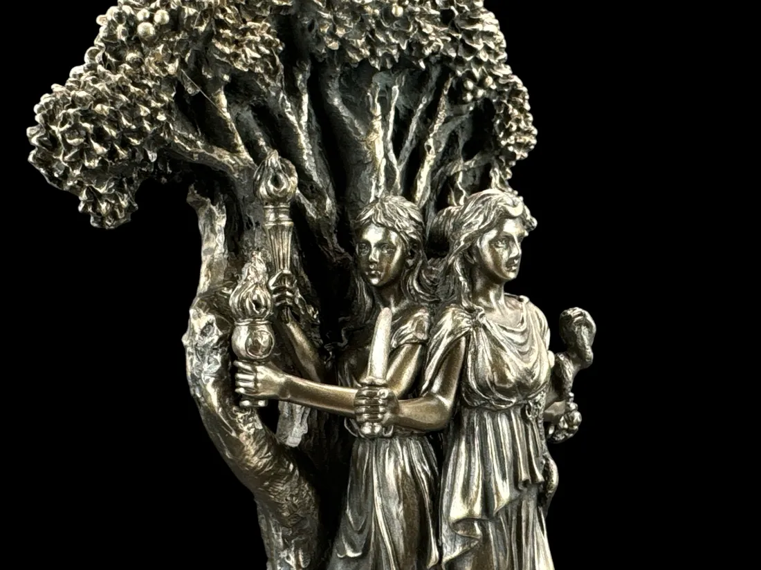 bogini-hecate-veronese-wu77937a1